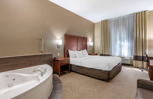 O'Fallon Hotel | Comfort Inn & Suites St. Louis - O'Fallon