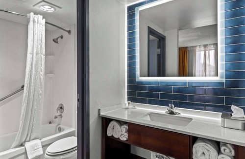 Staunton Hotel | Comfort Inn & Suites Staunton