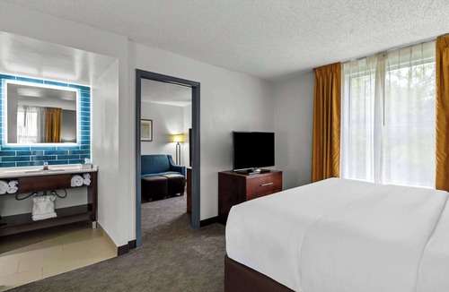 Staunton Hotel | Comfort Inn & Suites Staunton