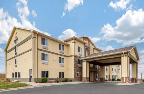 Sterling Hotel | Comfort Inn & Suites Sterling