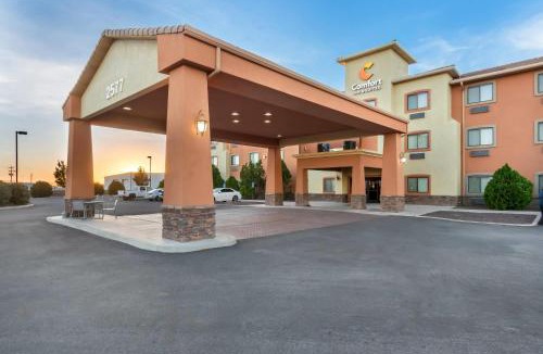 Safford Hotel | Comfort Inn & Suites Thatcher - Safford