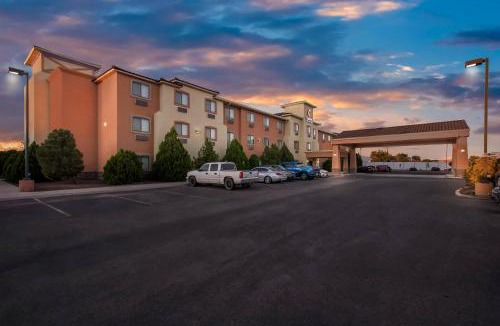 Safford Hotel | Comfort Inn & Suites Thatcher - Safford