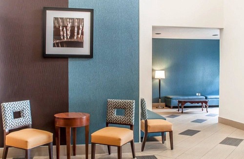 Hamburg Hotel | Comfort Inn & Suites Hamburg