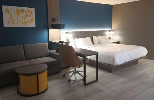Johnson City Hotel | Comfort Inn & Suites
