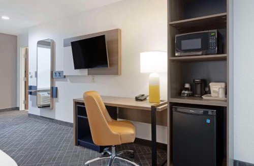 Mountain Grove Hotel | Comfort Inn & Suites Mountain Grove US-60