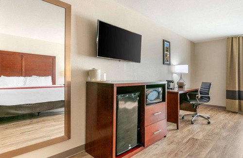 Van Buren Hotel | Comfort Inn & Suites Van Buren - Fort Smith