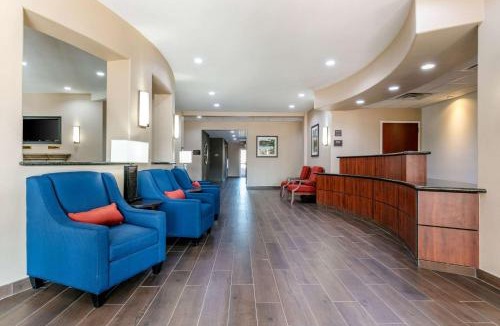 Van Buren Hotel | Comfort Inn & Suites Van Buren - Fort Smith