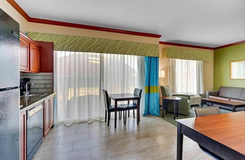 Woodway Hotel | Comfort Inn & Suites Waco Woodway