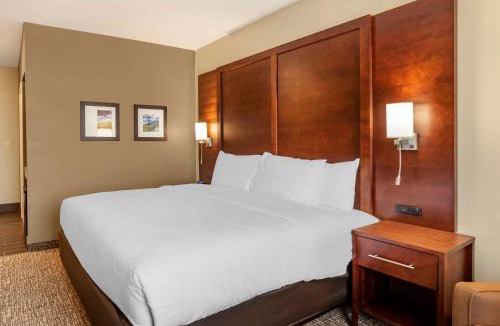 Ridgeway Hotel | Comfort Inn & Suites Winchester