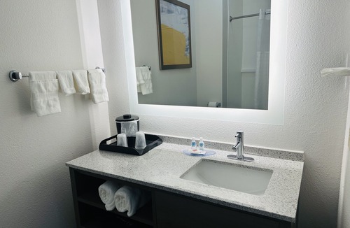 Wylie Hotel | Comfort Inn & Suites Wylie