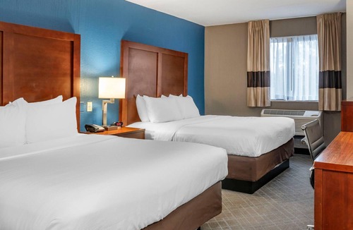 Amherst Hotel | Comfort Inn University