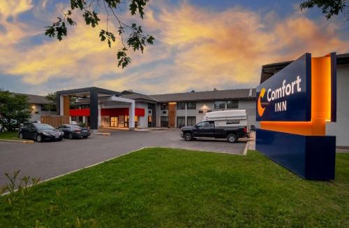 Ottawa Division Hotel | Comfort Inn West