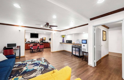 Yreka Hotel | Comfort Inn Yreka I-5