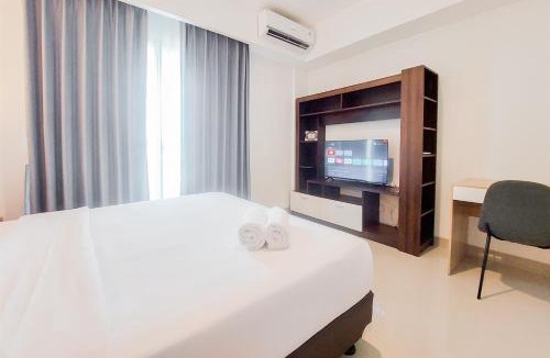 Pondok Aren Apartment | Comfort Living 1BR without Living Room at Bintaro Embarcadero Apartment By Travelio
