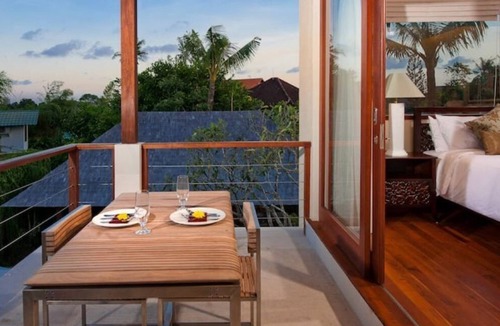 Batubelig Villa | Comfort Luxury 4BR Family Villa 200M Walk to Beach