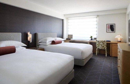 Fisherman's Wharf Hotel | Comfort & Relaxation! Steps from Wharf, Alcatraz, and Ghirardelli Square