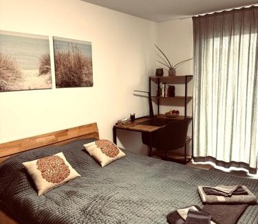 Romanshorn House | Comfort Rooms mit Whirlpoolzugang