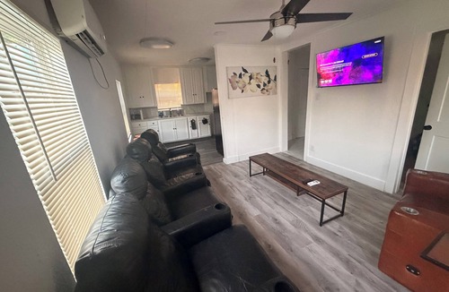 Fort Worth House | Comfort, Space & Convenience All in One Cozy Southside Escape