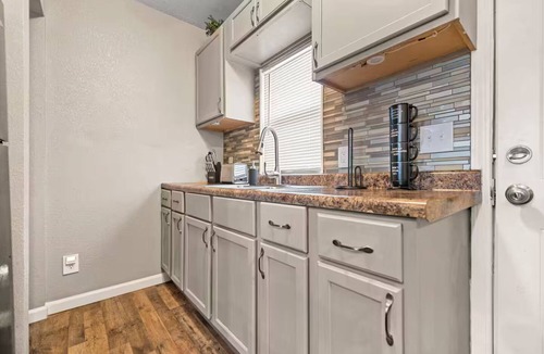 Wichita Apartment | Comfort Stay 2, with Luxe feel, Pamper yourself.