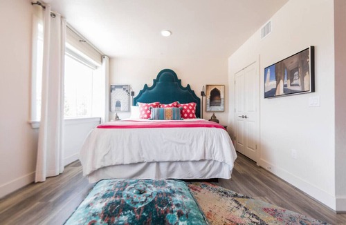 Kessler Bed & Breakfast | Comfort Studio,1 King Bed 207