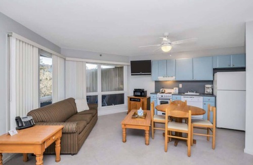 Napeague Apartment | Comfort Studio Apt w/Queen Bed & Private Balcony