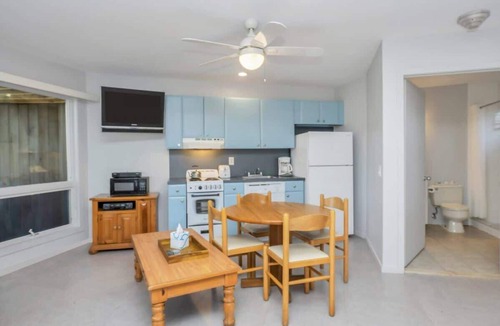 Napeague Apartment | Comfort Studio Apt w/Queen Bed & Private Balcony