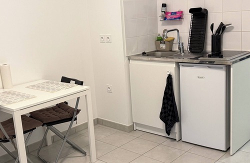 Yves Farge - Le Fleuve Apartment | Comfort studio