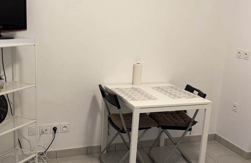 Yves Farge - Le Fleuve Apartment | Comfort studio