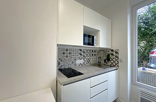 Serezin-du-Rhone Apartment | Comfort studio