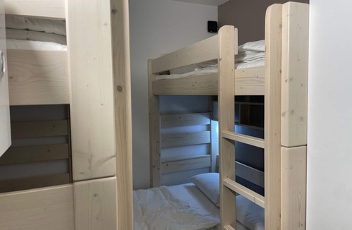 Eaux-Bonnes Apartment | Comfort studio Gourette 6 pers, pets allowed, near slopes