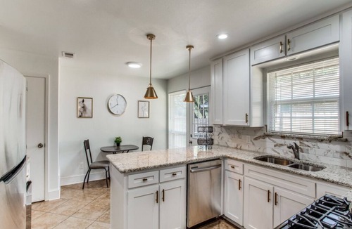 Fort Worth House | Comfort & Style-Easy Access to FIFA Epicenter & Everything Texas