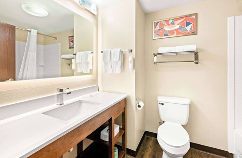 Abingdon Hotel | Comfort Suites Abingdon I-81
