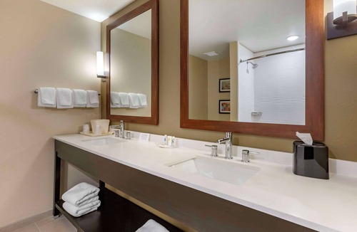Albuquerque Hotel | Comfort Suites Albuquerque Airport