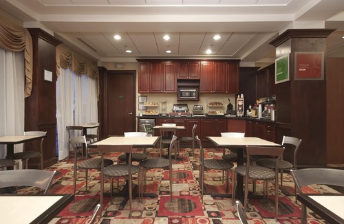 Avenel Hotel | Comfort Suites at Woodbridge