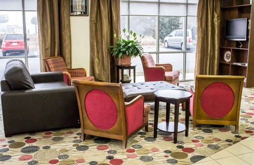 Brunswick Hotel | Comfort Suites Brunswick