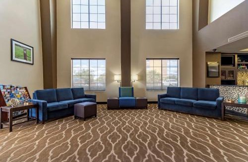 Buda Hotel | Comfort Suites Buda - Austin South