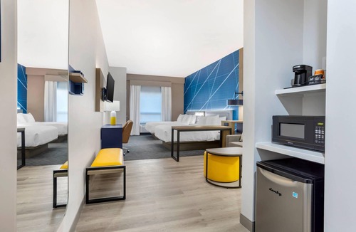 Central Valley Hotel | Comfort Suites Central Valley - Woodbury