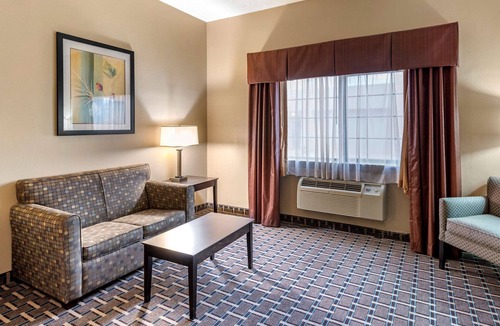 Clovis Hotel | Comfort Suites Clovis North
