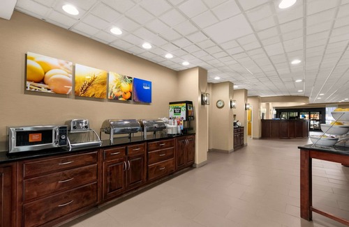 Commerce Hotel | Comfort Suites Commerce