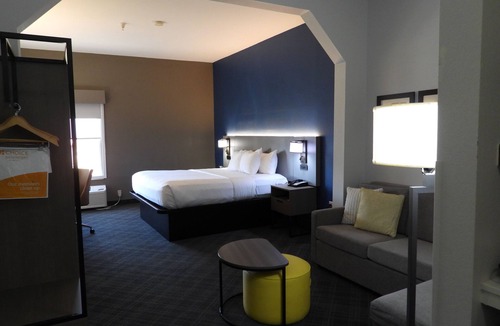Crossville Hotel | Comfort Suites Crossville