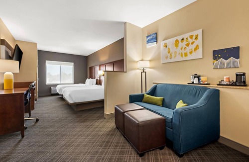 Cullman Hotel | Comfort Suites Cullman I-65 Exit 310