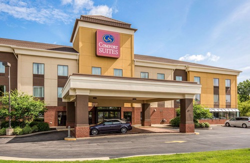 Fairview Heights Hotel | Comfort Suites Fairview Heights