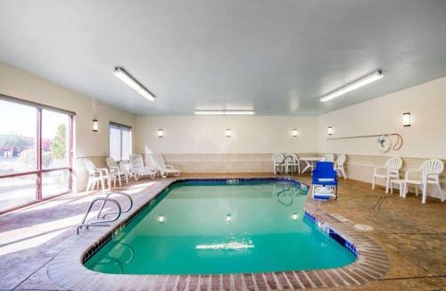 Fernley Hotel | Comfort Suites Fernley