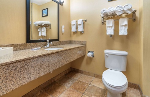 Gallup Hotel | Comfort Suites Gallup East Route 66 and I-40