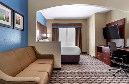 Georgetown Hotel | Comfort Suites Georgetown