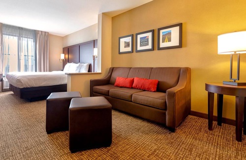 Goodyear Hotel | Comfort Suites Goodyear - West Phoenix