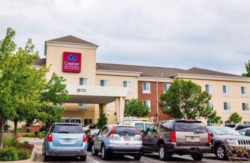 Independence Hotel | Comfort Suites Independence - Kansas City