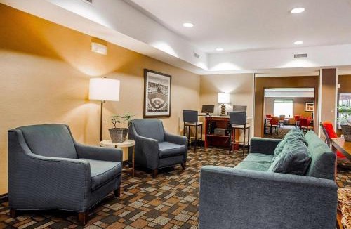 Independence Hotel | Comfort Suites Independence - Kansas City