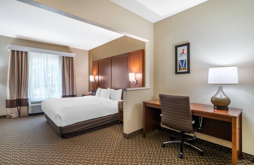 Jefferson City Hotel | Comfort Suites Jefferson City