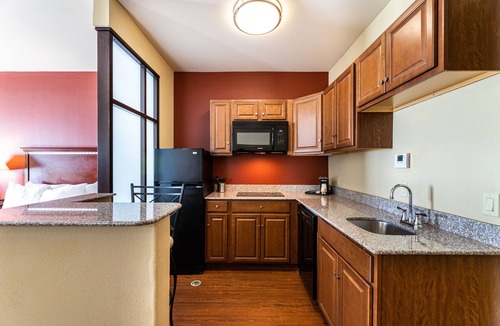 Fort Worth Hotel | Comfort Suites Lake Worth